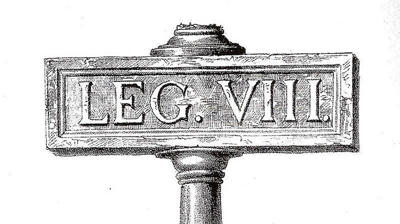 Une fausse aigle de la huitième Légion …